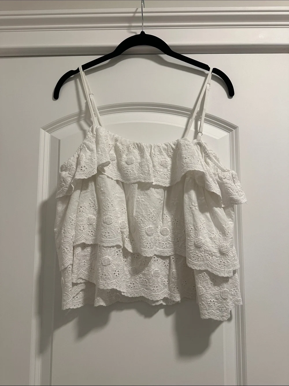 Anna Rae Eyelet Ruffle Cami Top - Picture 1 of 5
